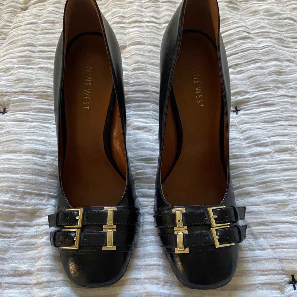 Nine West pumps!